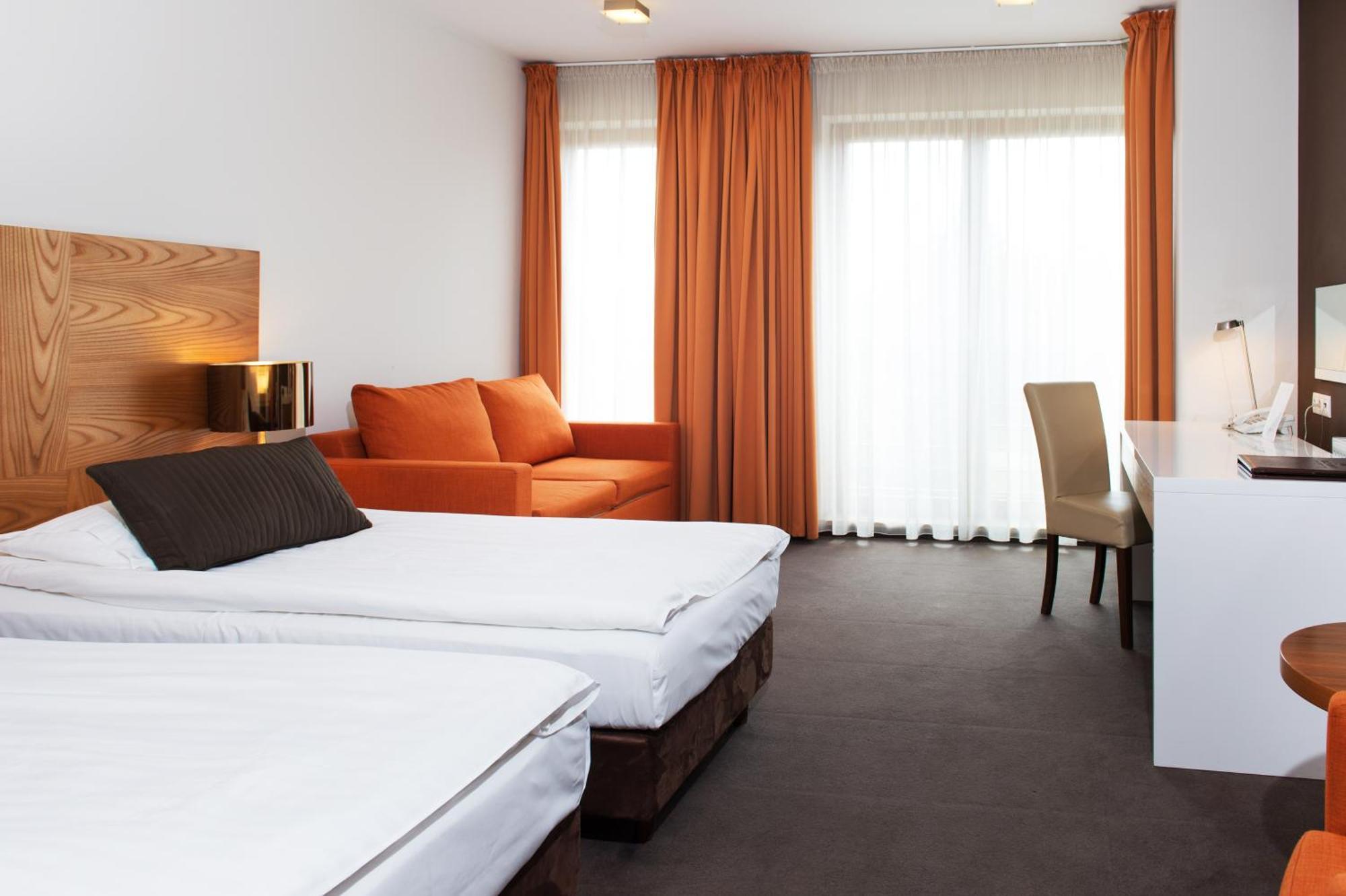 Bazuny Hotel&Spa Косцежина Экстерьер фото