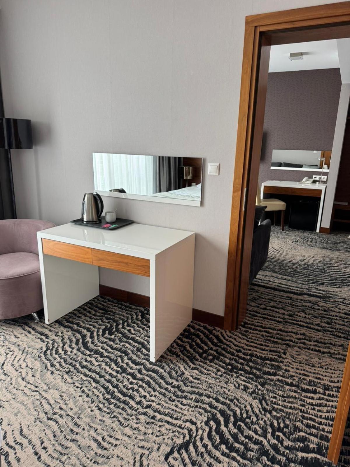 Bazuny Hotel&Spa Косцежина Экстерьер фото